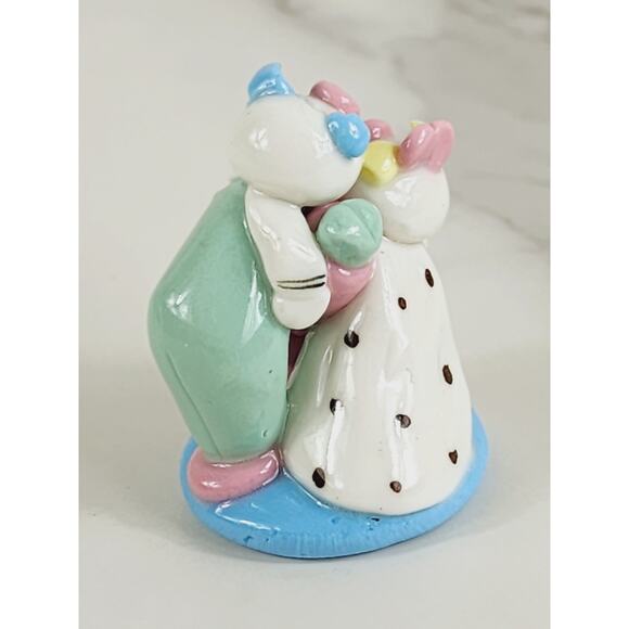 Mini Pig Piglet Piggy Happy Couple Cooking 1 1/2" Pottery Figurine 90s Vintage - Picture 6 of 12